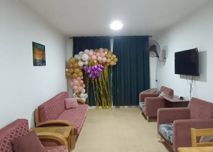 Chalet قرية بالميرا للعائلات فقط