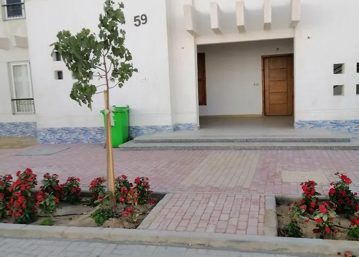 Chalet قرية بالميرا للعائلات فقط