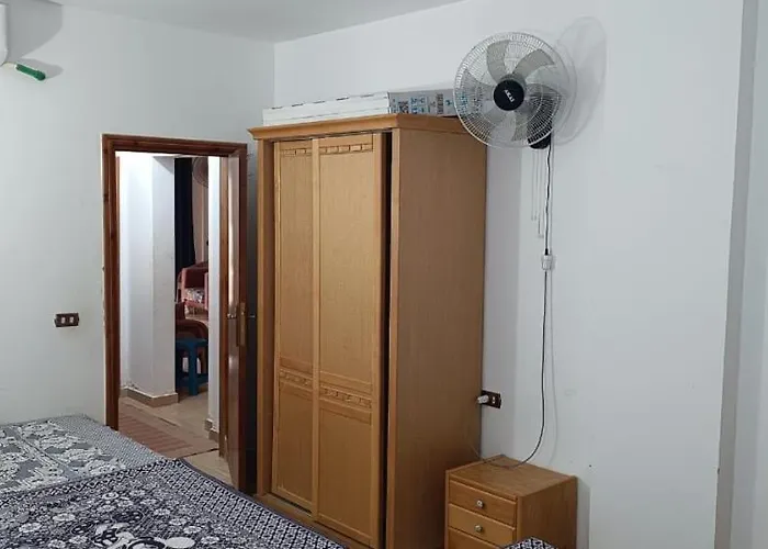 قرية بالميرا للعائلات فقط