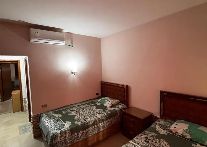 Chalet قرية بالميرا للعائلات فقط